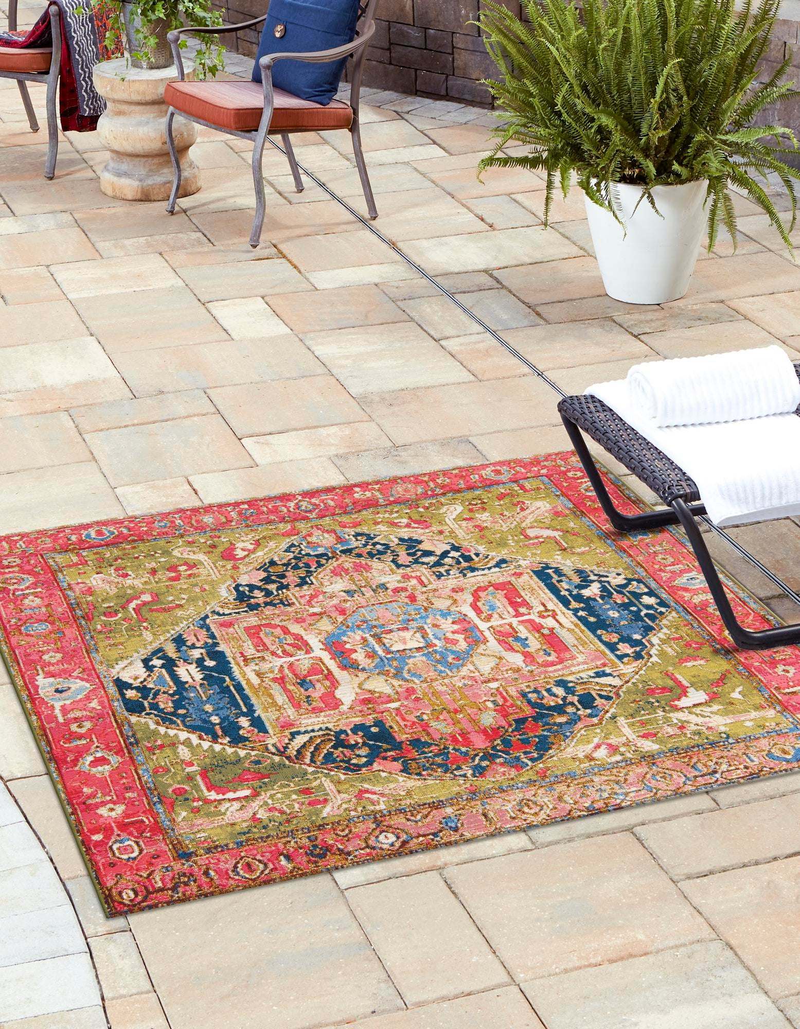 Multicolor 6' x 6' Traditional Indoor / Outdoor Square Rug | Rugs.com