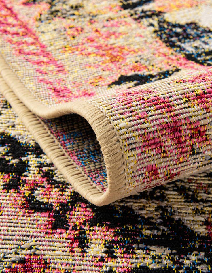 Detail image of  10' x 10'  Washable Traditional Indoor / Outdoor Square Rug