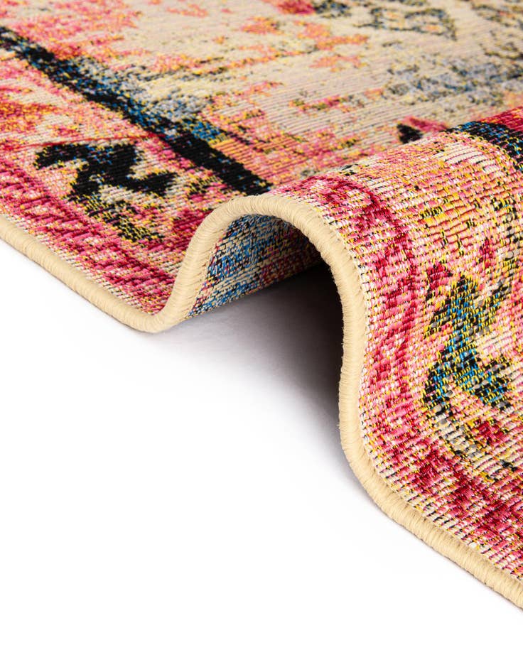 Detail image of  10' x 10'  Washable Traditional Indoor / Outdoor Square Rug