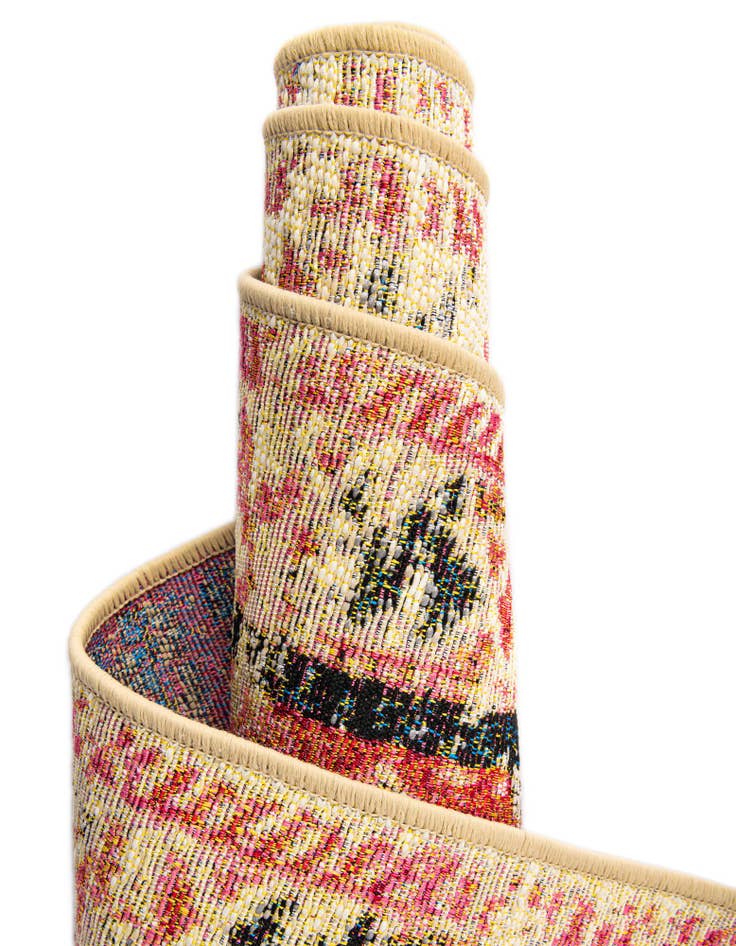 Detail image of  10' x 10'  Washable Traditional Indoor / Outdoor Square Rug