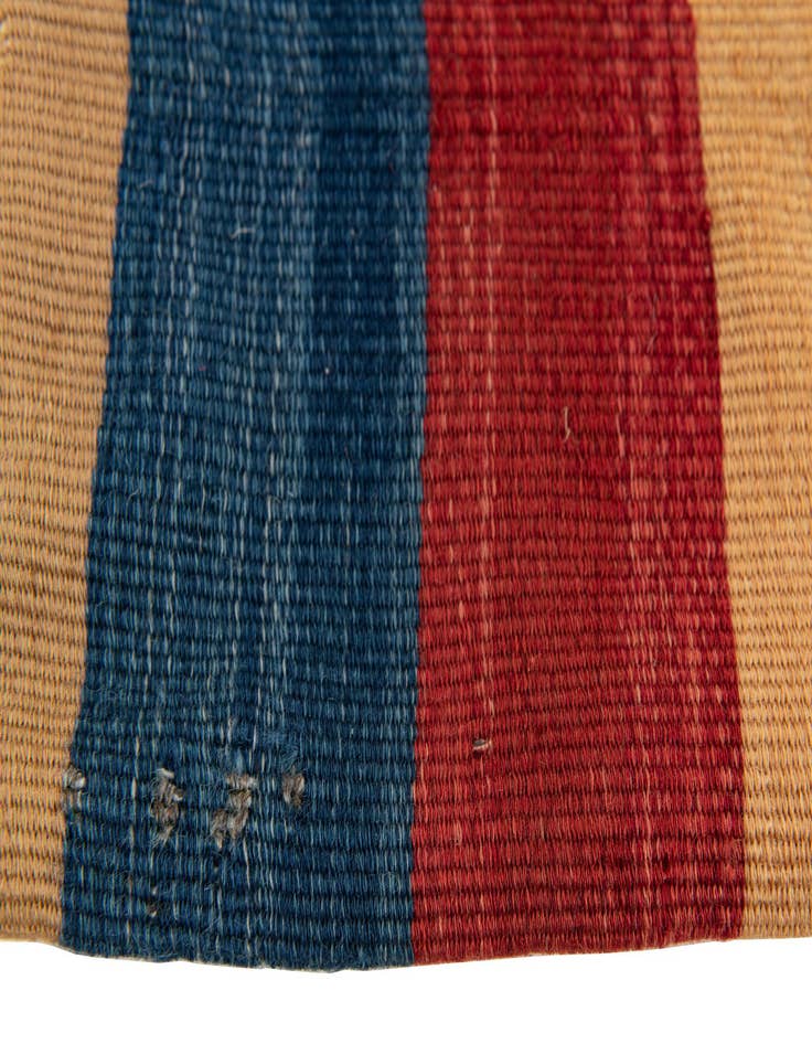 Detail image of  1' 6 x 1' 7  Hand Woven Pillow Wool Square Rug