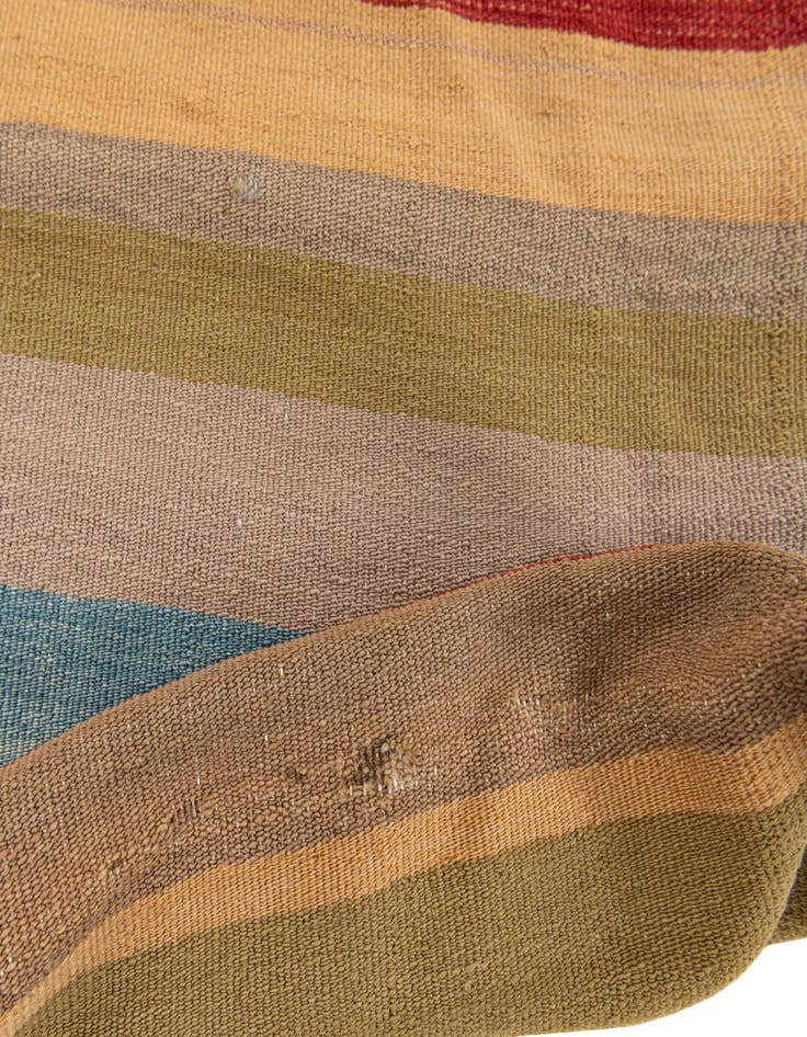 Detail image of  2' 5 x 2' 5  Hand Woven Pillow Wool Square Rug