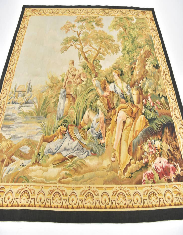 Detail image of  4' 8 x 5' 9 Tapestry Square Rug