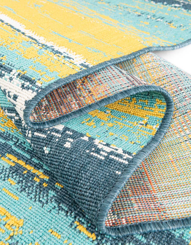 Detail image of  4' x 6'  Washable Coastal Indoor / Outdoor Oval Rug