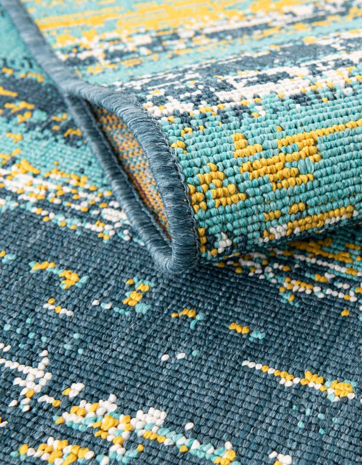 Detail image of  7' x 7'  Washable Coastal Indoor / Outdoor Round Rug