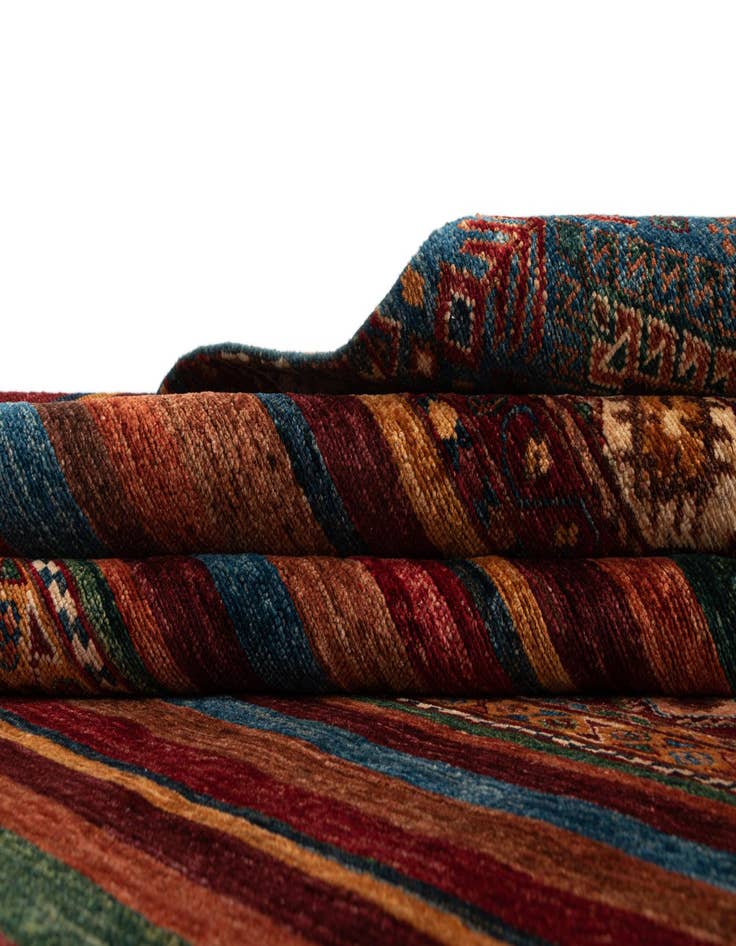 Detail image of  6' 9 x 10' 3 Ariana Rug