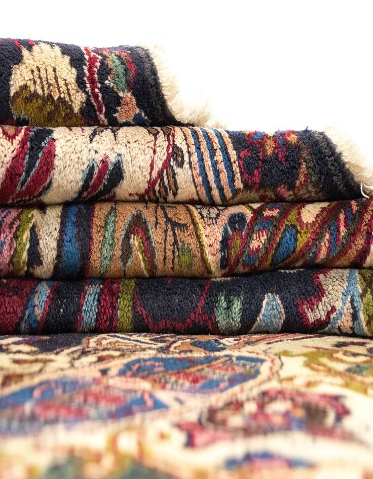 Detail image of  9' 5 x 13'  Hand Knotted Kashan Persian Wool Rug