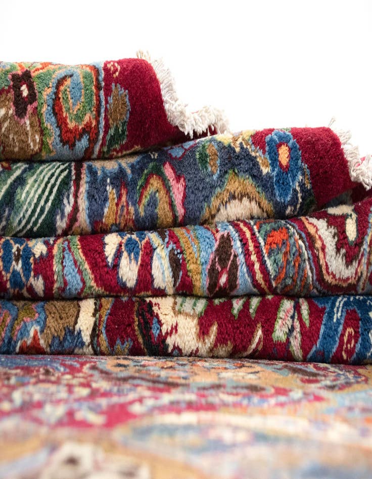 Detail image of  9' 10 x 13'  Hand Knotted Kashan Persian Wool Rug