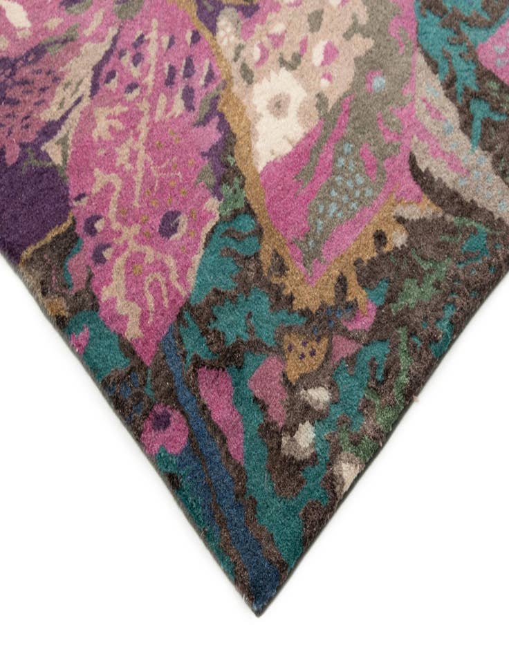 Detail image of  8' 2 x 9' 11  Hand Knotted Modern Manshu Wool Rug