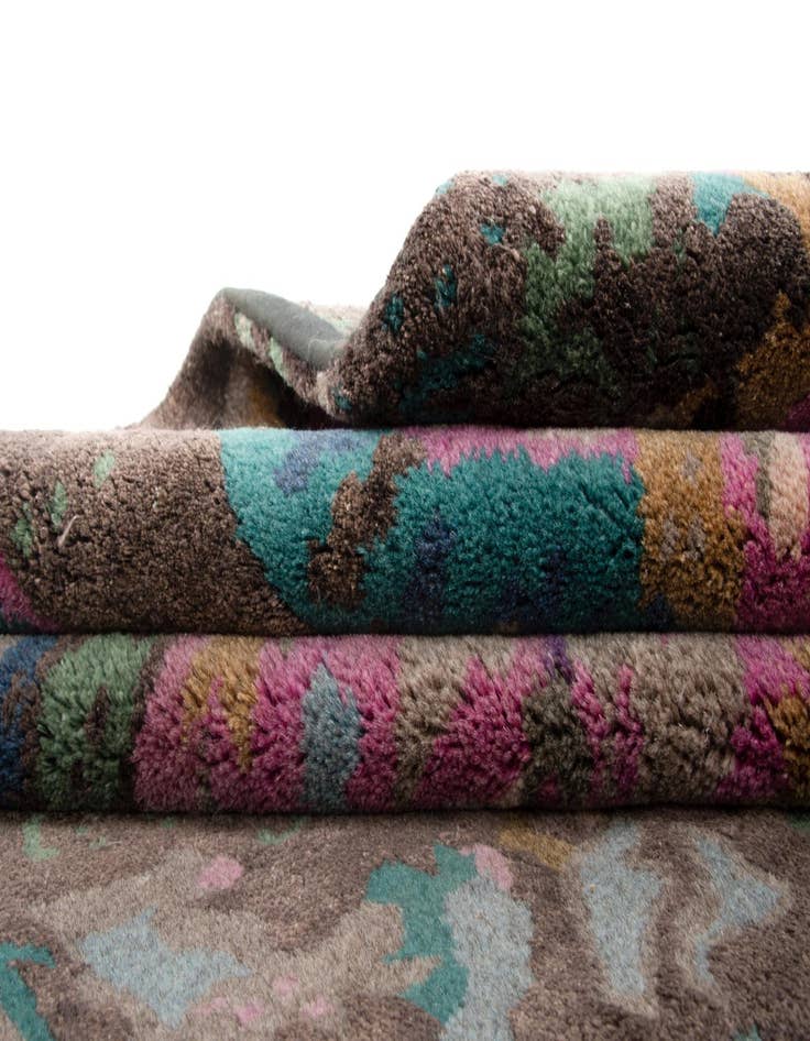 Detail image of  8' 2 x 9' 11  Hand Knotted Modern Manshu Wool Rug