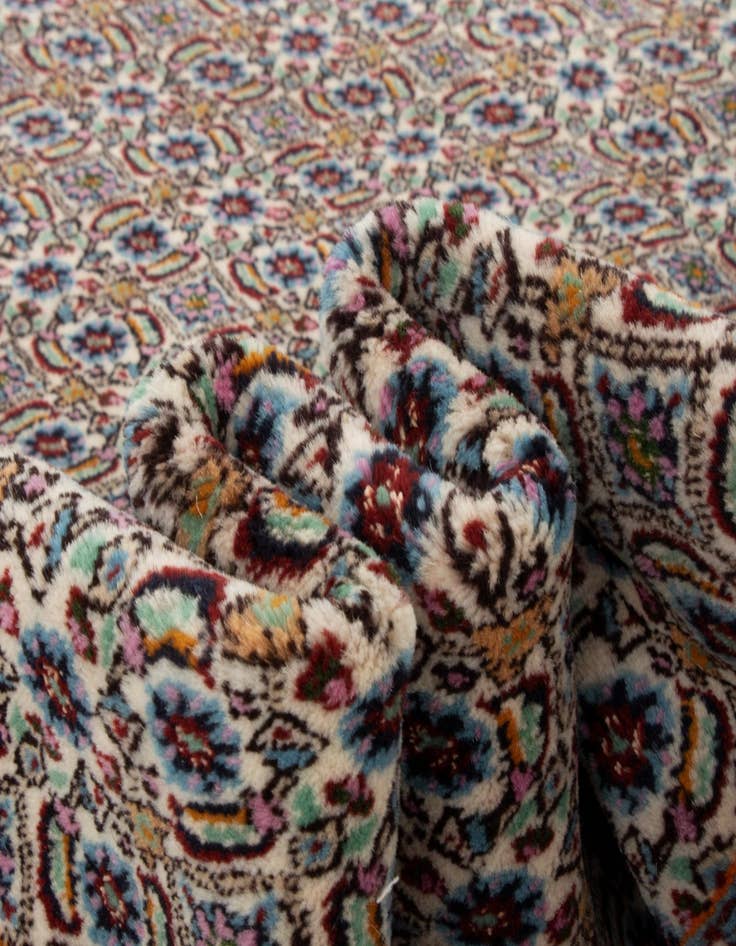 Detail image of  6' 7 x 9' 7  Hand Knotted Mood Persian Rug