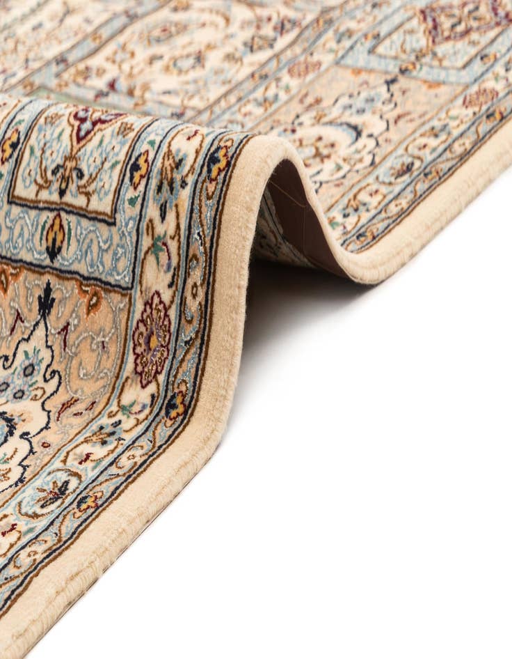 Detail image of  6' 7 x 10' Nain Rug