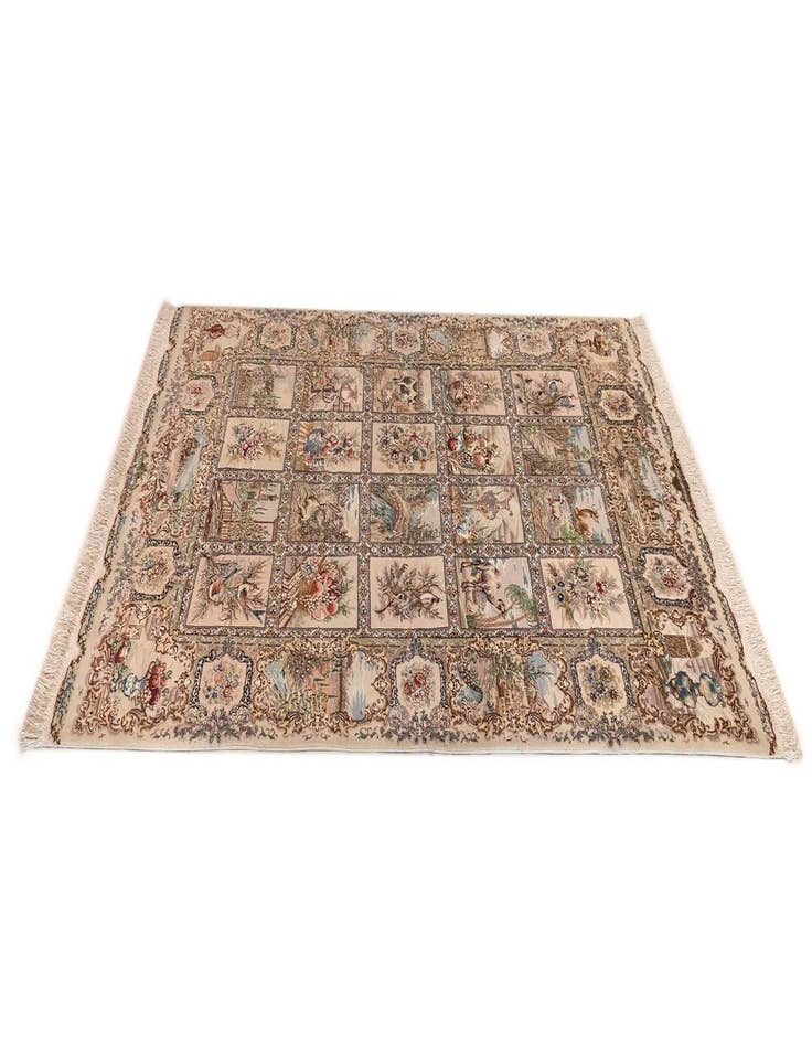 Detail image of 4' 10 x 7' 1 Hand Knotted Tabriz Persian Rug