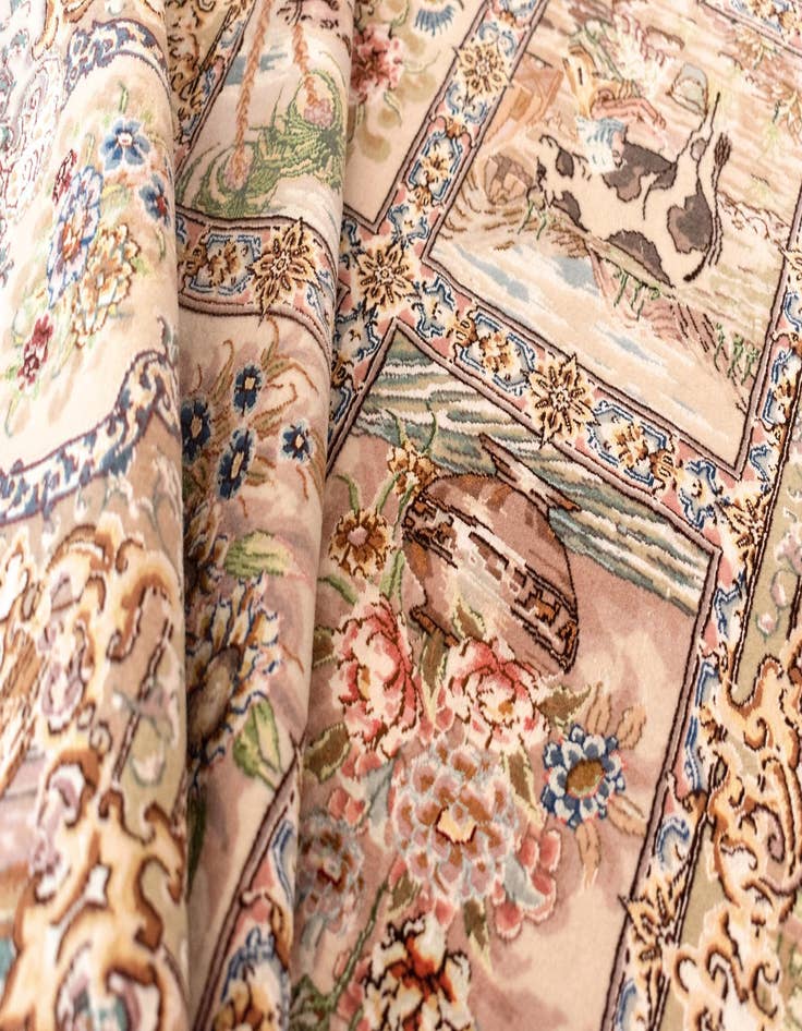 Detail image of 4' 10 x 7' 1 Hand Knotted Tabriz Persian Rug