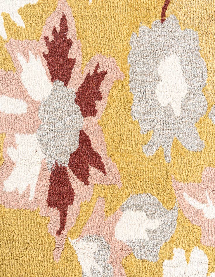 Detail image of  3' 1 x 5' Agra Rug