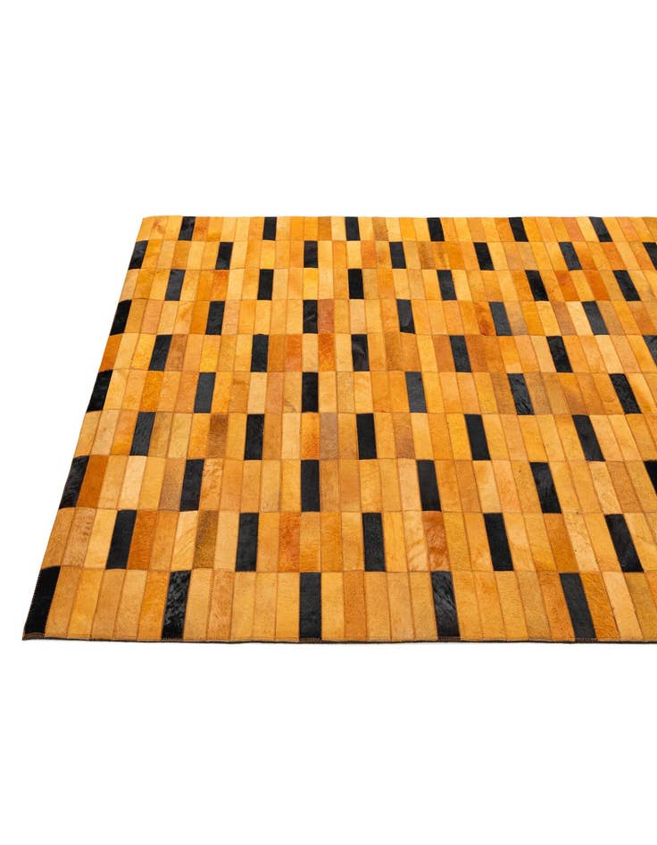 Detail image of  4' 11 x 8' Cowhide - Patchwork Rug