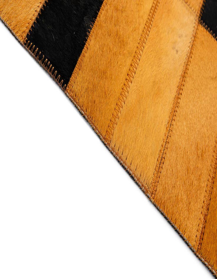 Detail image of  5' x 8' Cowhide - Patchwork Rug