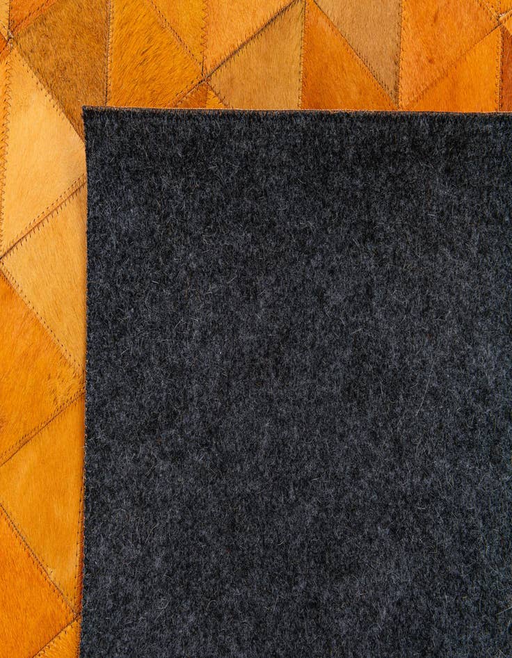 Detail image of  4' 11 x 8' Cowhide Stocks Rug