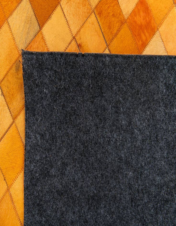 Detail image of  5' x 8' 1 Cowhide Stocks Rug