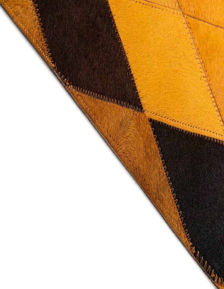 Detail image of  5' 1 x 8' Cowhide Stocks Rug
