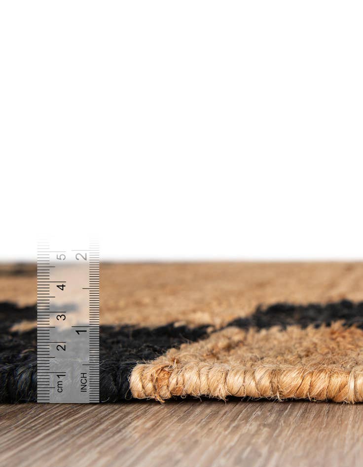 Detail image of  2' 7 x 8'  Hand Woven Laurel Handwoven Jute Runner Rug