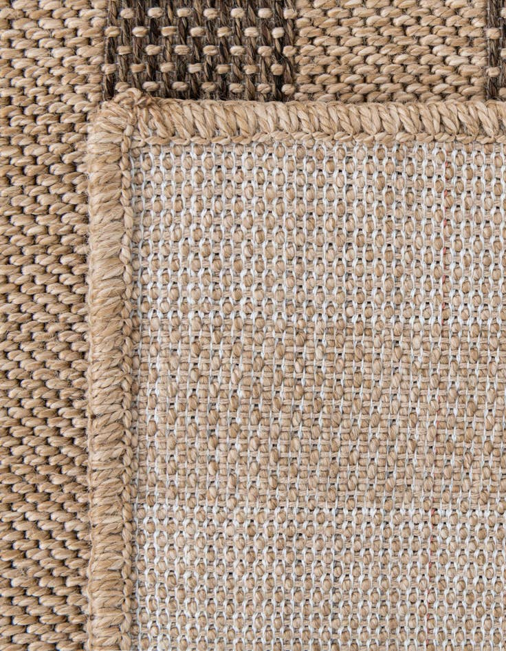 Detail image of  2' x 5' 3 Dunes Runner Rug