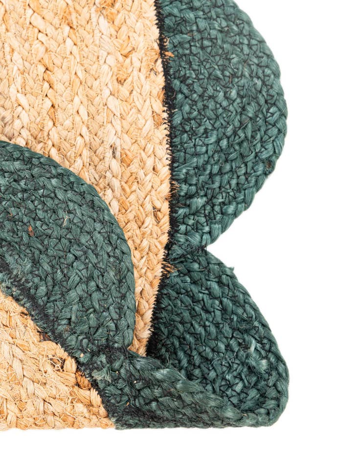 Detail image of  4' 1 x 4' 1  Hand Scallop Braided Jute Round Rug