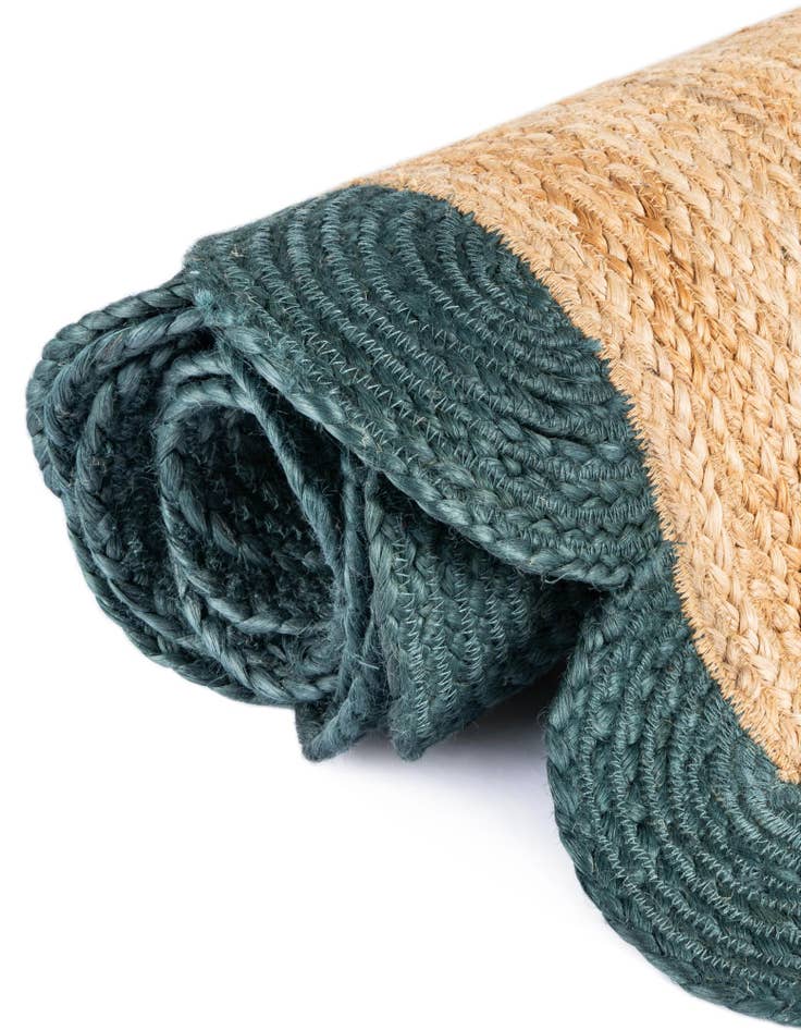 Detail image of  4' 1 x 4' 1  Hand Scallop Braided Jute Round Rug