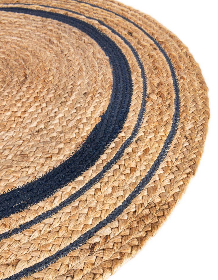 Detail image of  3' 3 x 3' 3  Hand Braided Jute Round Rug