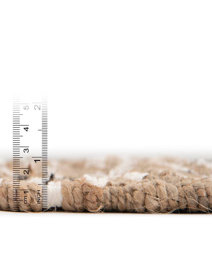 Detail image of  2' 7 x 8'  Hand Woven Chindi Jute Runner Rug