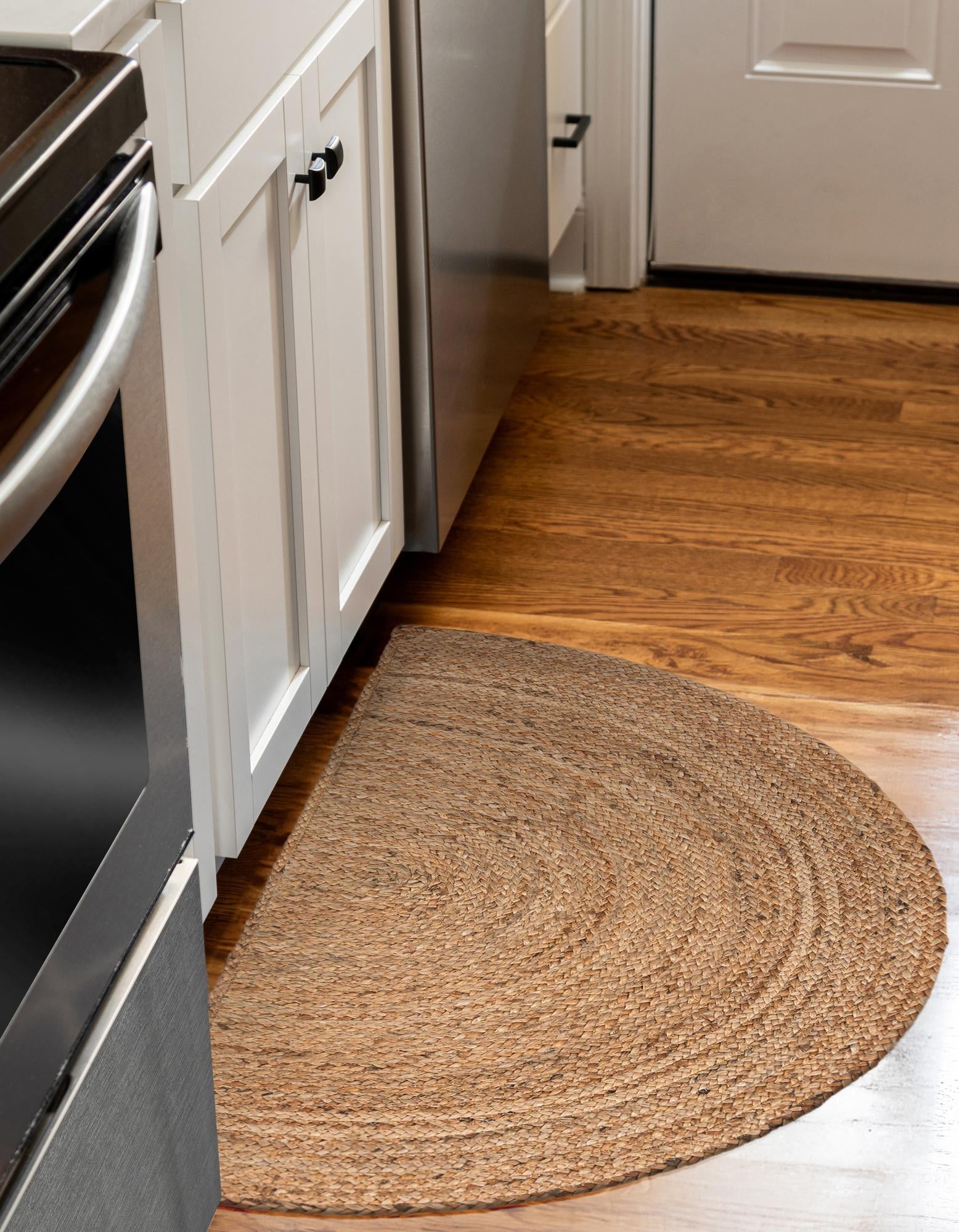 Natural 2' 2 x 3' 7 Hand Braided Jute Hearth Rug