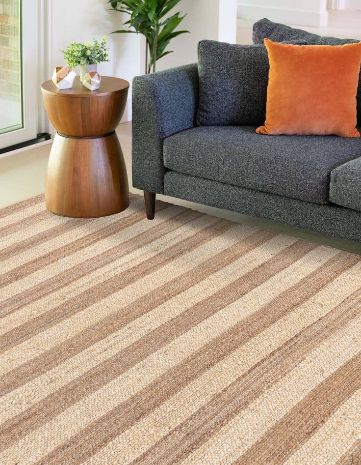 Detail image of  7' 10 x 10'  Hand Braided Jute Rug