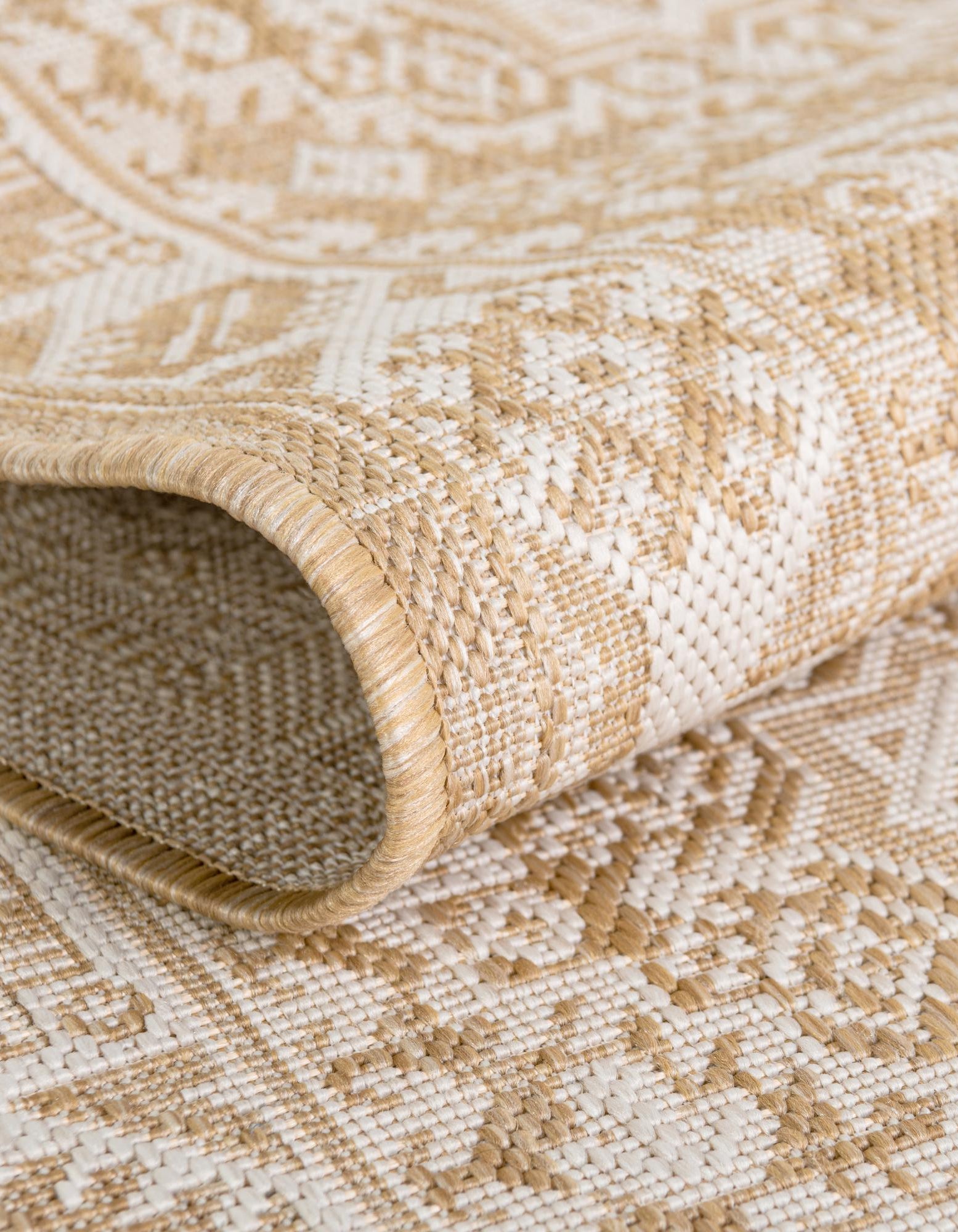 Natural 7' 10 x 7' 10 Aztec Indoor / Outdoor Octagon Rug | Rugs.com