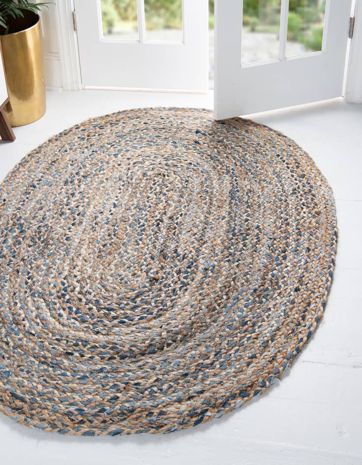 Detail image of  8' x 10'  Hand Braided Chindi Oval Rug