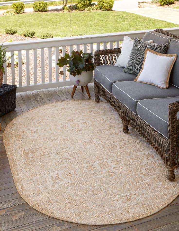 Detail image of  5' 3 x 8'  Washable Aztec Indoor / Outdoor Oval Rug