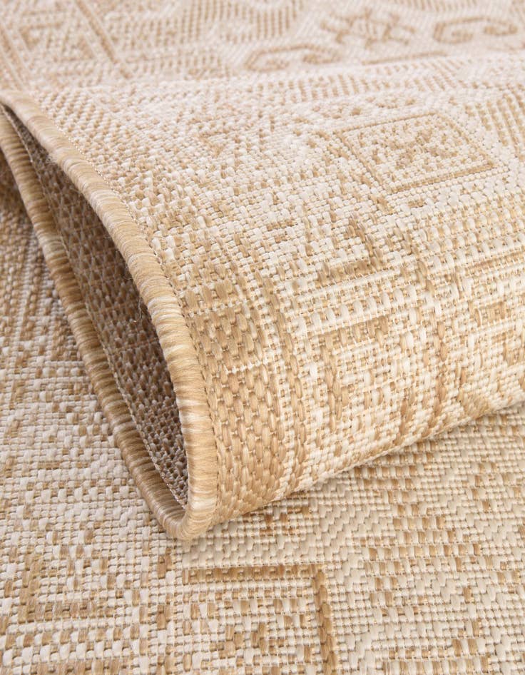 Detail image of  3' x 5' 3  Washable Aztec Indoor / Outdoor Oval Rug