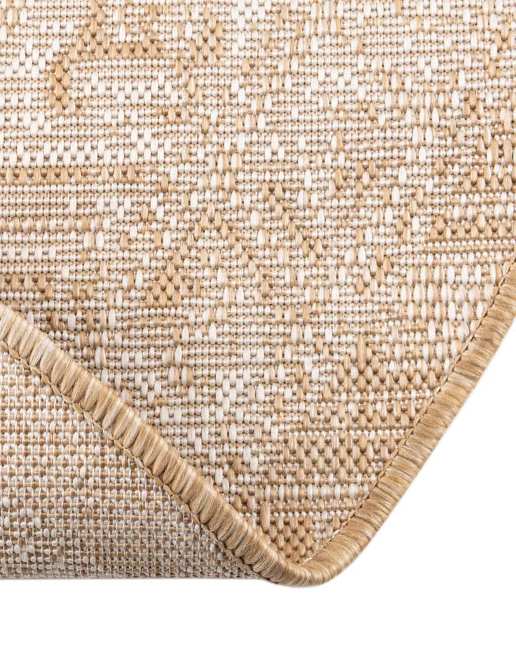 Detail image of  3' x 5' 3  Washable Aztec Indoor / Outdoor Oval Rug