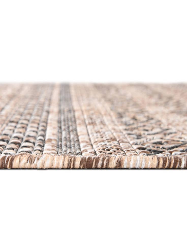 Detail image of  7' 10 x 10'  Washable Ribbon Indoor / Outdoor Oval Rug