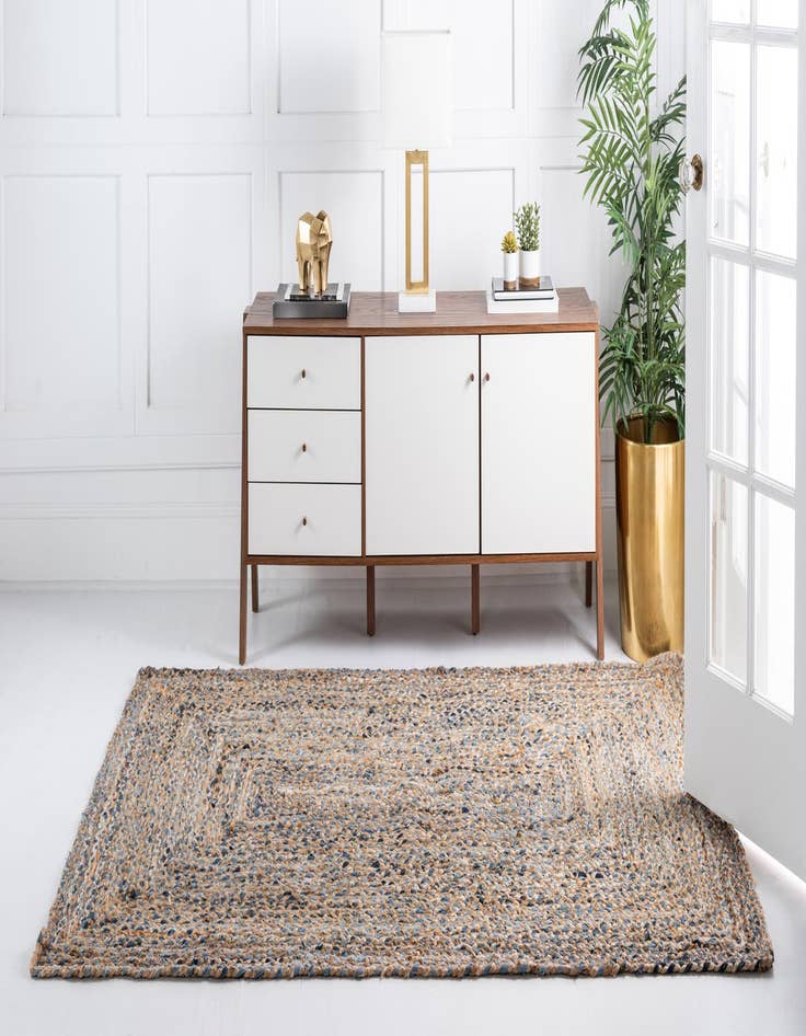 Detail image of  8' x 10'  Hand Braided Chindi Rug