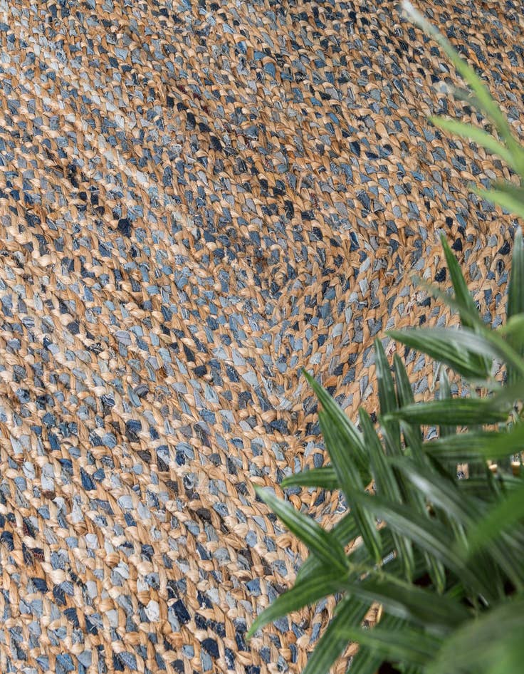 Detail image of  8' x 10'  Hand Braided Chindi Rug