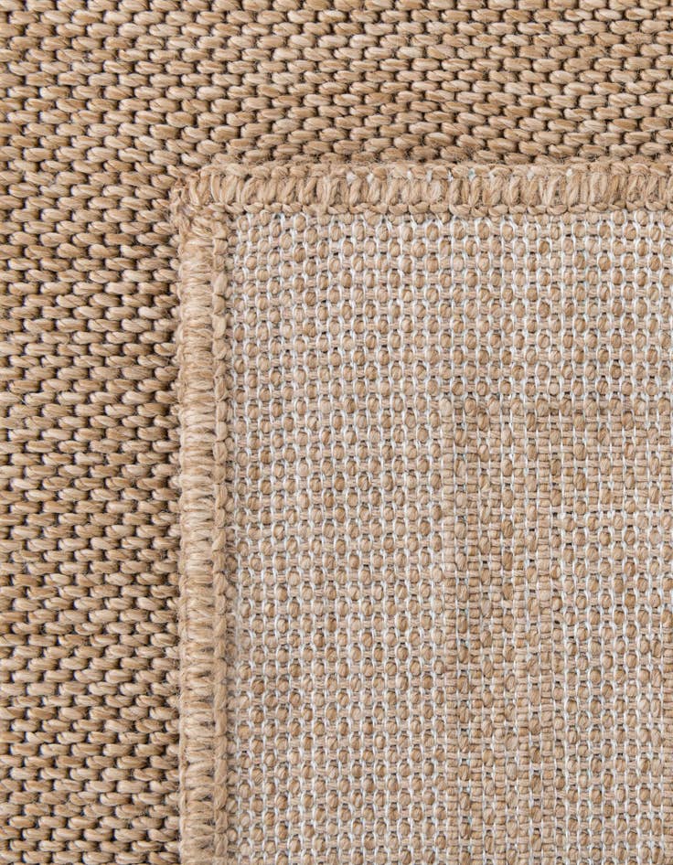 Detail image of  4' 3 x 6' Dunes Rug