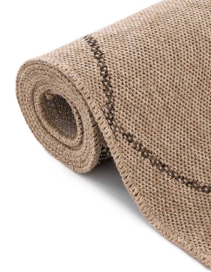 Detail image of  5' 5 x 8' Dunes Rug