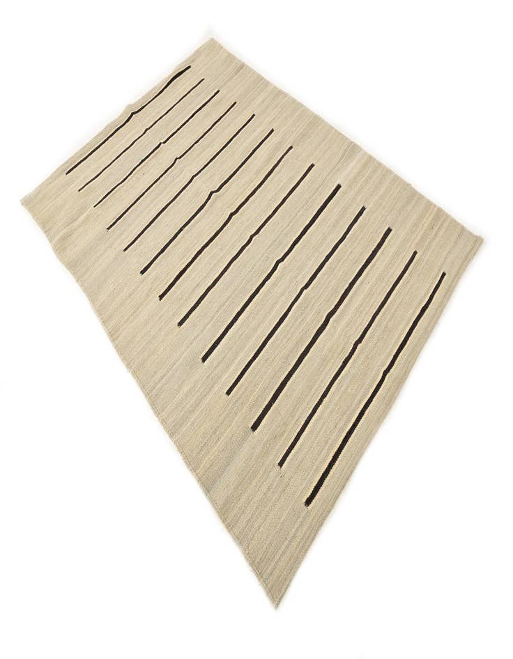 Detail image of  4' 2 x 5' 10  Hand Woven Kilim Modern Wool Rug