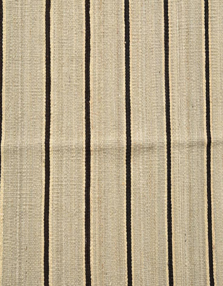 Detail image of  4' 2 x 5' 10  Hand Woven Kilim Modern Wool Rug