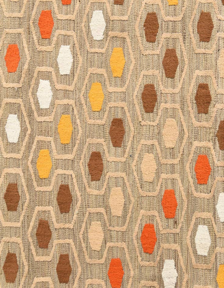 Detail image of  7' 1 x 9' 4  Hand Woven Kilim Modern Rug
