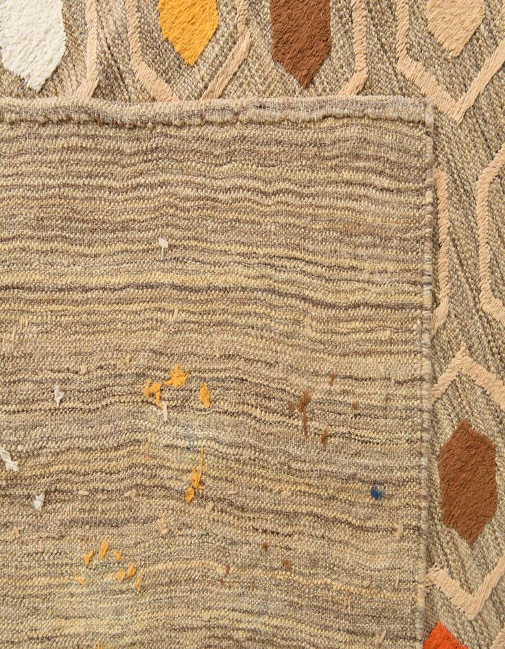 Detail image of  7' 1 x 9' 4  Hand Woven Kilim Modern Rug