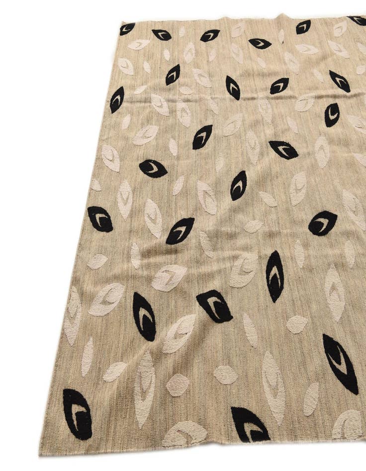 Detail image of  6' 8 x 8' 9  Hand Woven Kilim Modern Rug