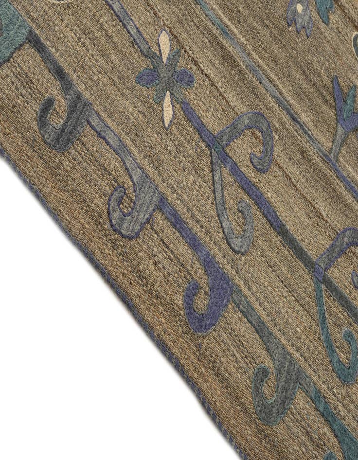 Detail image of  5' 9 x 7' 1  Hand Woven Kilim Suzani Wool Rug