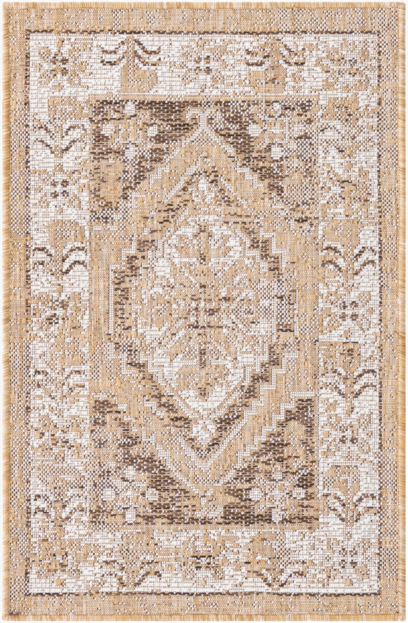  2' x 3'  Washable Traditional Indoor / Outdoor Rug