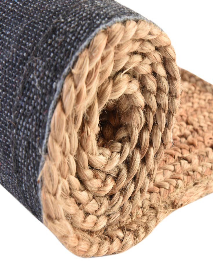 Detail image of  5' 1 x 5' 1  Hand Braided Jute Luxe Round Rug